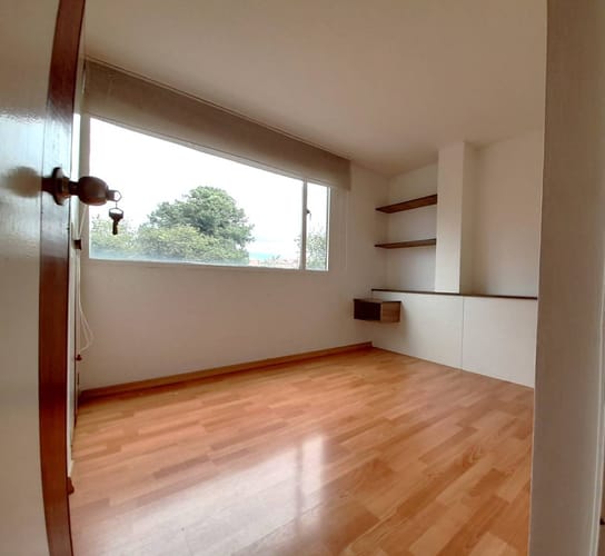 Apartamento de 2 alcobas en arriendo en Los Cedros, Bogotá, 50 m² · foto 10 de 14