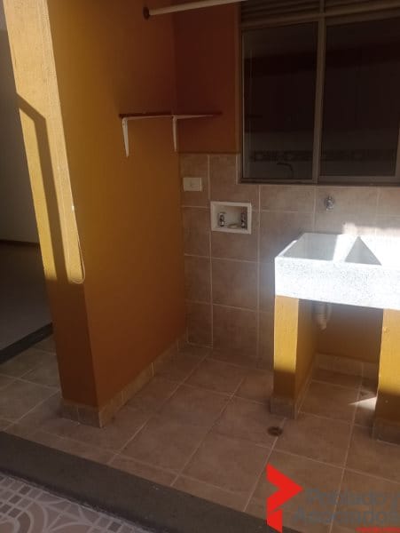 Casa de 3 alcobas en arriendo en Las Antillas, Envigado, 140 m² · foto 20 de 22