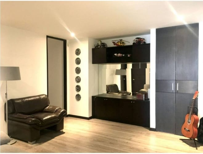 Apartamento de 3 alcobas en venta en El Virrey, Bogotá, 204 m² · foto 11 de 21