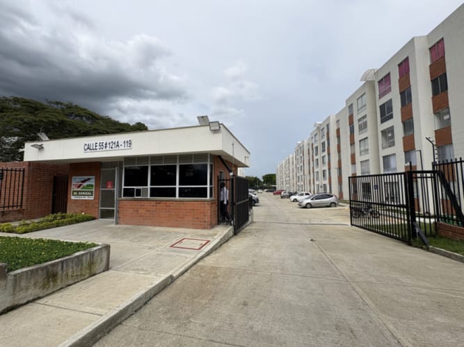 Apartamento de 2 alcobas en arriendo en Bochalema, Cali, 55 m² · foto 2 de 24
