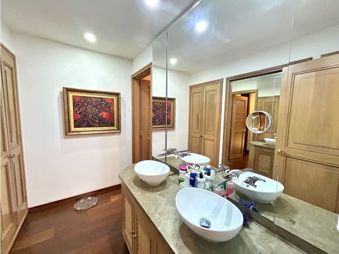 Apartamento de 4 alcobas en venta en Chico, Bogotá, 320 m² · foto 14 de 24