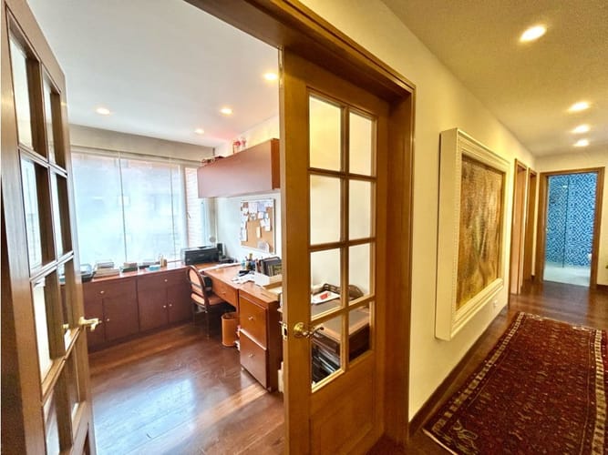 Apartamento de 4 alcobas en venta en Chico, Bogotá, 320 m² · foto 17 de 24