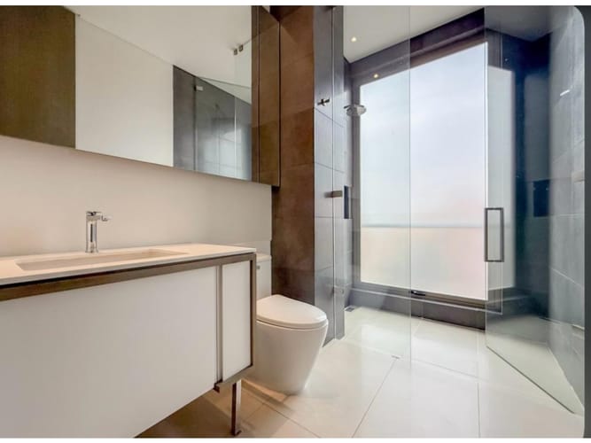 Apartamento de 3 alcobas en venta en Los Rosales, Bogotá, 267 m² · foto 19 de 23