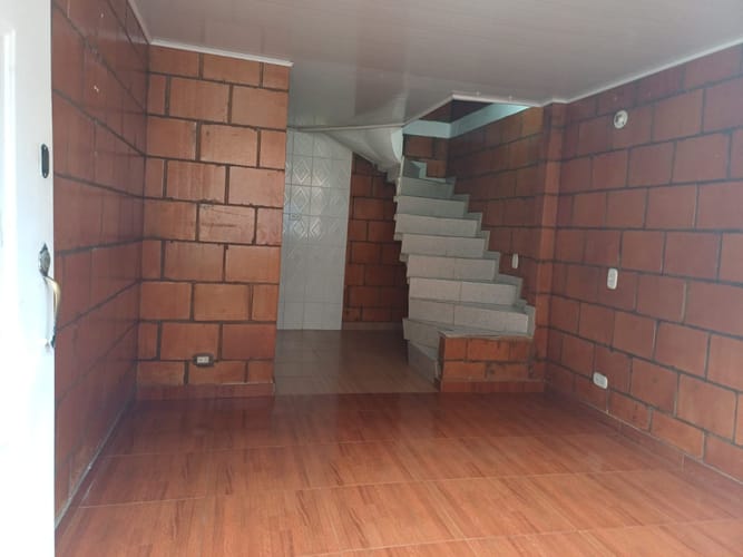 Casa de 2 alcobas en arriendo en Aguas Claras I, Bogotá, 43 m² · foto 3 de 16