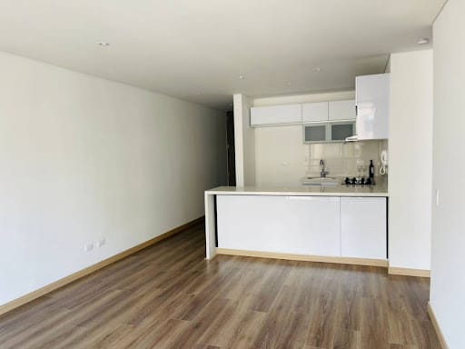 Apartamento de 2 alcobas en arriendo en Cantagallo, Bogotá, 60 m² · foto 2 de 14