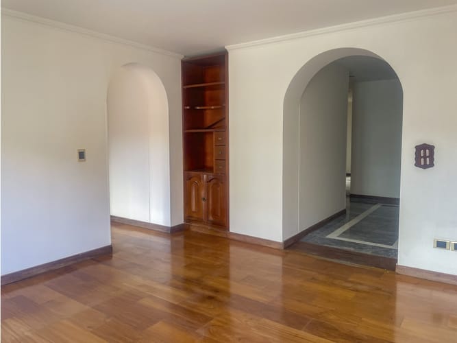 Apartamento de 4 alcobas en venta en Pasadena, Bogotá, 130 m² · foto 2 de 9