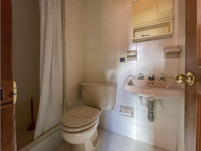 Apartamento de 4 alcobas en venta en Pasadena, Bogotá, 130 m² · foto 4 de 9