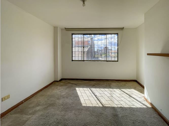 Apartamento de 4 alcobas en venta en Pasadena, Bogotá, 130 m² · foto 8 de 9