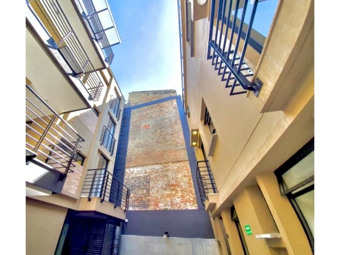 Apartaestudio en venta en La Candelaria, Bogotá, 33 m² · foto 9 de 13