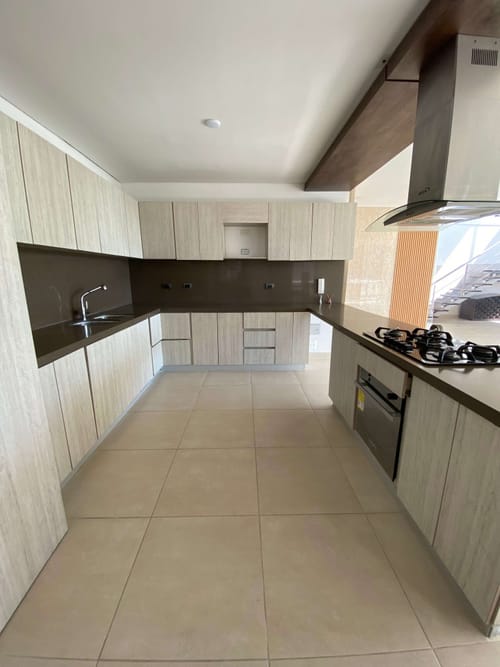 Apartamento de 4 alcobas en arriendo en La Gaviota, Ibagué, 212 m² · foto 19 de 24