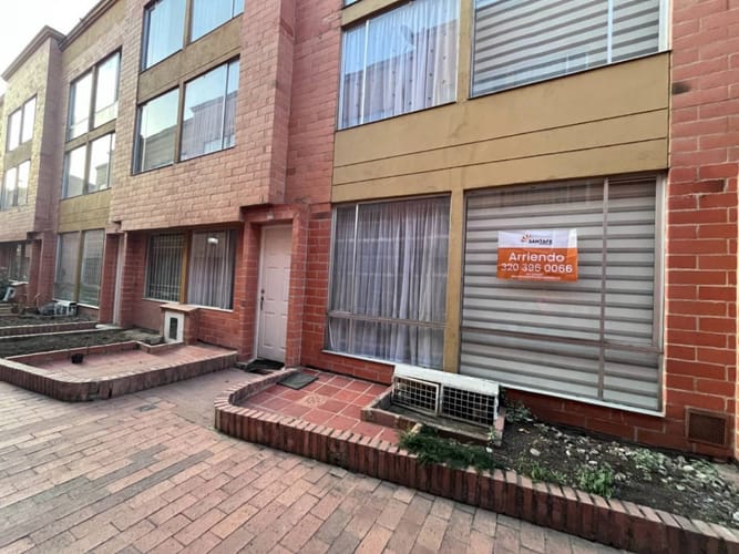 Casa de 3 alcobas en arriendo en Verbenal San Antonio, Bogotá, 69 m² · foto 5 de 24