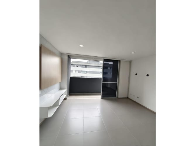 Apartamento de 3 alcobas en arriendo en Zona Industrial 1, Bello, 70 m² · foto 3 de 15