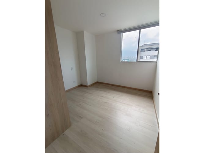 Apartamento de 3 alcobas en arriendo en Zona Industrial 1, Bello, 70 m² · foto 11 de 15