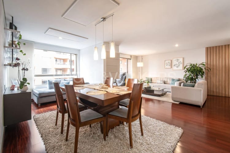 Apartamento de 3 alcobas en venta en Reserva De La Sierra, Bogotá, 153 m² · foto 3 de 24