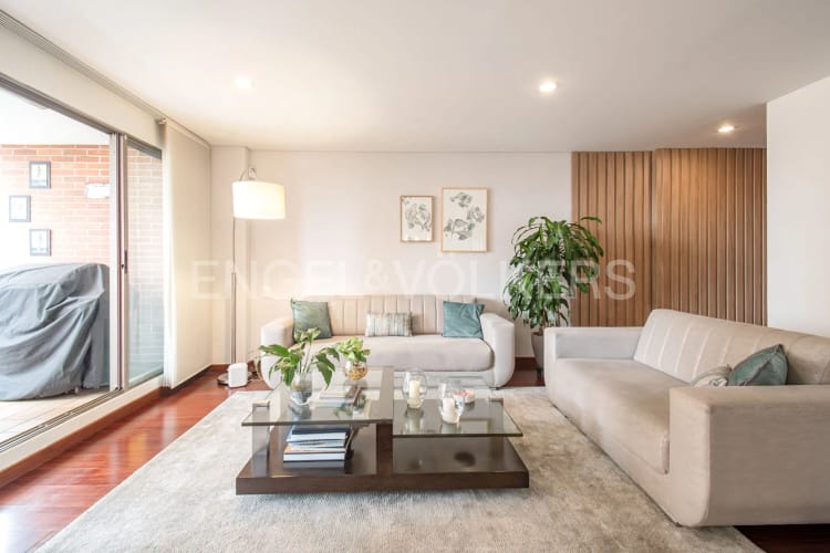 Apartamento de 3 alcobas en venta en Reserva De La Sierra, Bogotá, 153 m² · foto 2 de 24