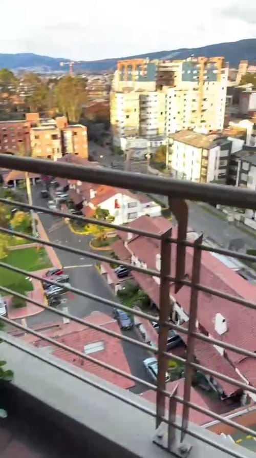 Apartamento de 3 alcobas en venta en Andes Norte, Bogotá, 105 m² · foto 9 de 16