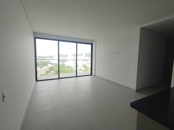 Apartamento de 3 alcobas en arriendo en Manga, Cartagena, 101 m² · foto 6 de 13