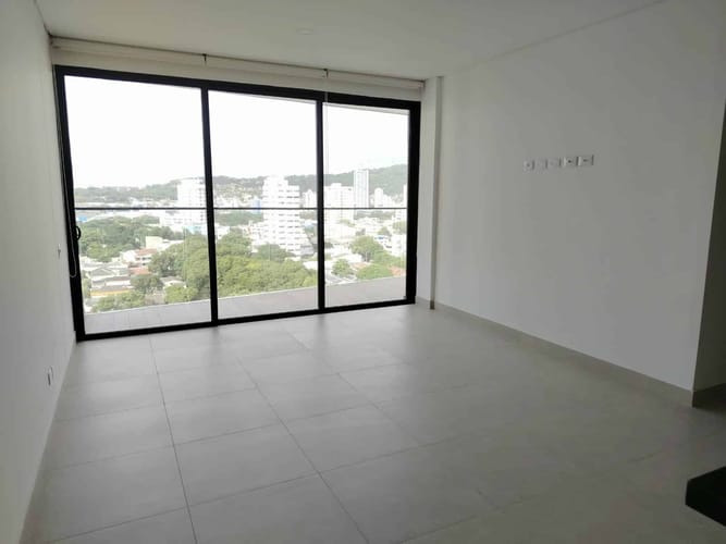 Apartamento de 3 alcobas en arriendo en Manga, Cartagena, 101 m² · foto 6 de 13