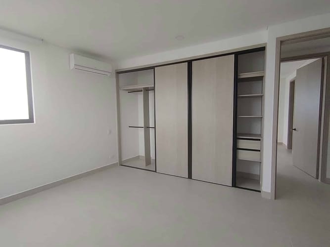 Apartamento de 3 alcobas en arriendo en Manga, Cartagena, 101 m² · foto 7 de 13
