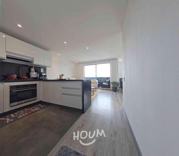 Apartamento de 2 alcobas en arriendo en Colina Campestre, Bogotá, 66 m² · foto 1 de 15