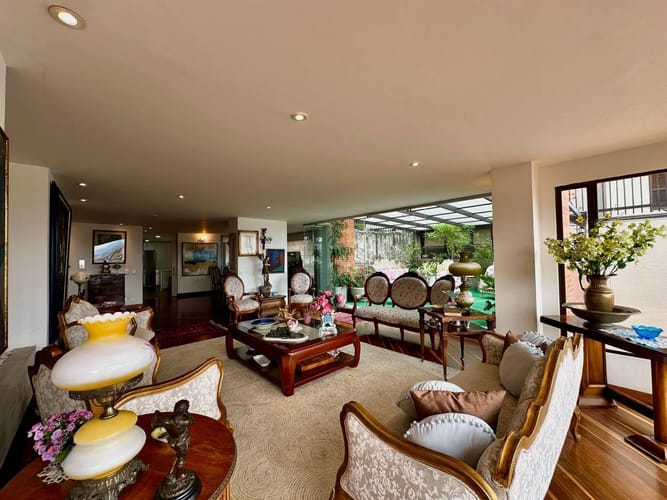 Apartamento de 3 alcobas en venta en El Refugio, Bogotá, 466 m² · foto 4 de 24