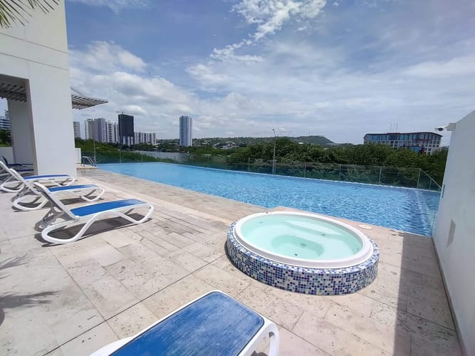 Apartamento de 3 alcobas en arriendo en El Cabrero, Cartagena, 133 m² · foto 12 de 12