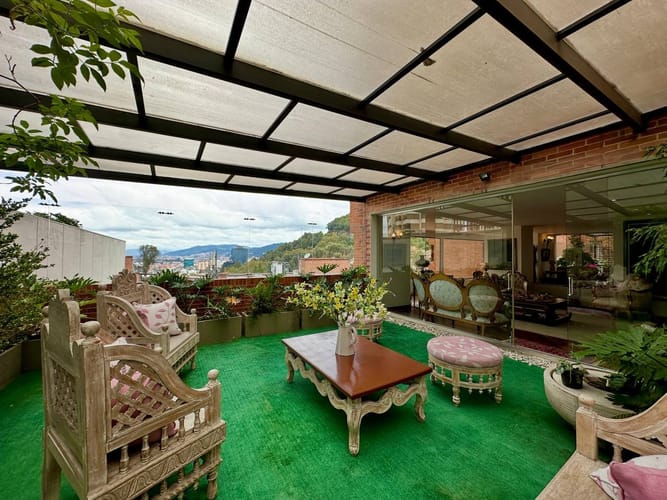 Apartamento de 3 alcobas en venta en El Refugio, Bogotá, 466 m² · foto 8 de 24