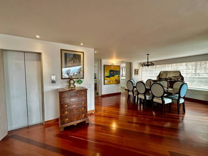 Apartamento de 3 alcobas en venta en El Refugio, Bogotá, 466 m² · foto 10 de 24
