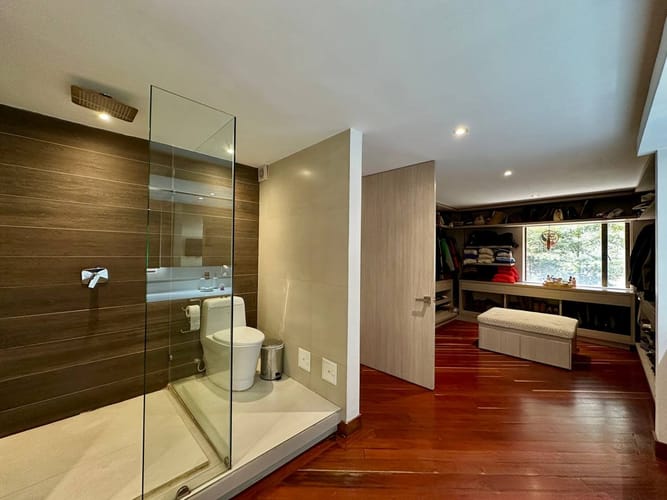 Apartamento de 3 alcobas en venta en El Refugio, Bogotá, 466 m² · foto 20 de 24