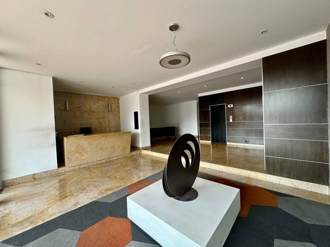 Apartamento de 3 alcobas en venta en El Refugio, Bogotá, 466 m² · foto 24 de 24