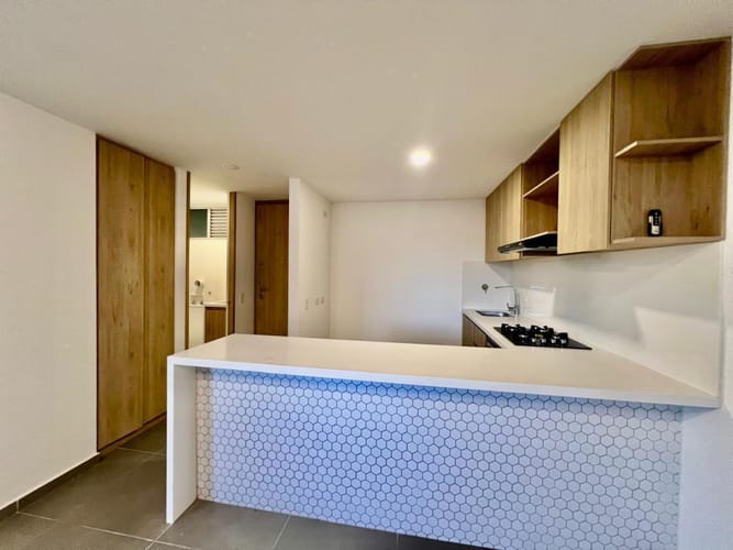 Apartamento de 2 alcobas en arriendo en Simesa, Medellín, 70 m² · foto 3 de 9