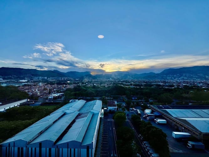 Apartamento de 2 alcobas en arriendo en Simesa, Medellín, 70 m² · foto 9 de 9