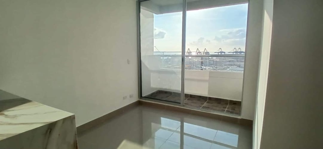 Apartamento de 3 alcobas en arriendo en El Campestre, Cartagena, 52 m² · foto 4 de 13