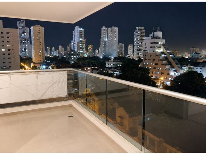 Apartamento de 3 alcobas en arriendo en Manga, Cartagena, 103 m² · foto 3 de 13