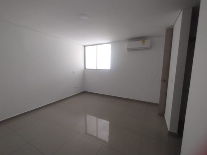 Apartamento de 3 alcobas en arriendo en Manga, Cartagena, 103 m² · foto 7 de 13