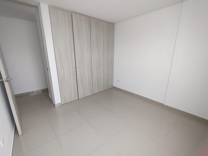 Apartamento de 3 alcobas en arriendo en Manga, Cartagena, 103 m² · foto 8 de 13