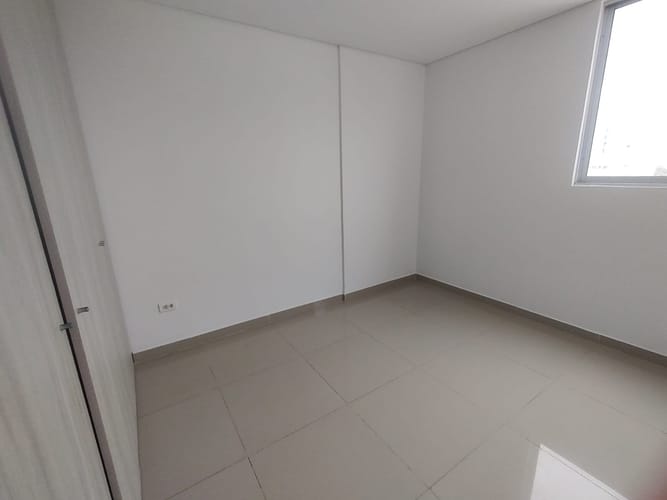 Apartamento de 3 alcobas en arriendo en Manga, Cartagena, 103 m² · foto 10 de 13
