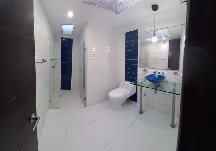 Casa de 4 alcobas en arriendo en Chicó Alto, Bogotá, 285 m² · foto 9 de 18
