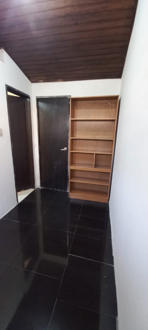 Casa de 4 alcobas en arriendo en Chicó Alto, Bogotá, 285 m² · foto 13 de 18