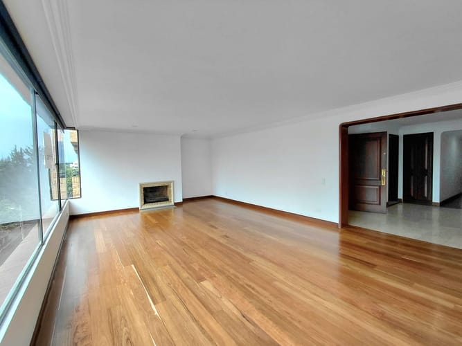 Apartamento de 4 alcobas en arriendo en Chapinero, Bogotá, 250 m² · foto 1 de 24