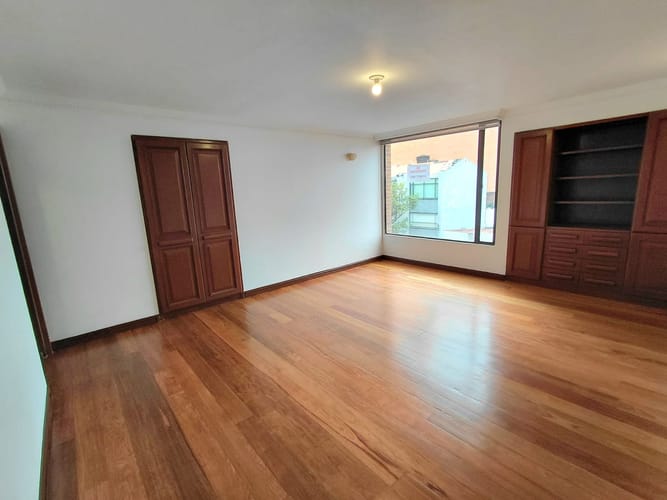Apartamento de 4 alcobas en arriendo en Chapinero, Bogotá, 250 m² · foto 4 de 24