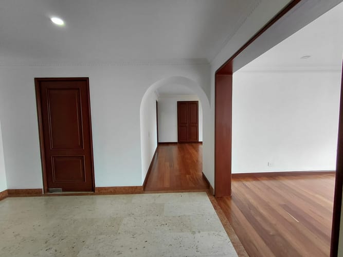 Apartamento de 4 alcobas en arriendo en Chapinero, Bogotá, 250 m² · foto 6 de 24