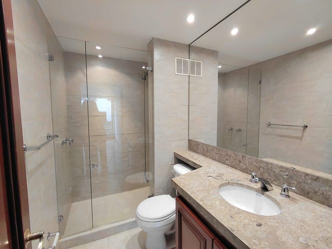 Apartamento de 4 alcobas en arriendo en Chapinero, Bogotá, 250 m² · foto 19 de 24