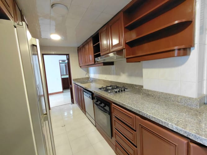 Apartamento de 4 alcobas en arriendo en Chapinero, Bogotá, 250 m² · foto 22 de 24