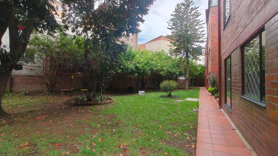 Apartamento de 4 alcobas en venta en Engativá, Bogotá, 88 m² · foto 1 de 22