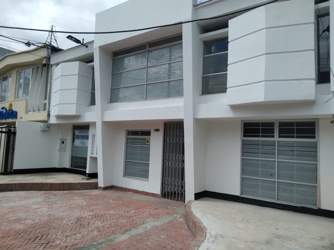 Casa de 14 alcobas en arriendo en Toberin, Bogotá, 550 m² · foto 6 de 8