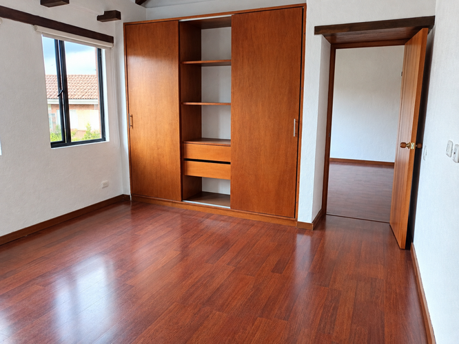 Casa de 3 alcobas en venta en La Macarena, Bogotá, 291 m² · foto 5 de 24