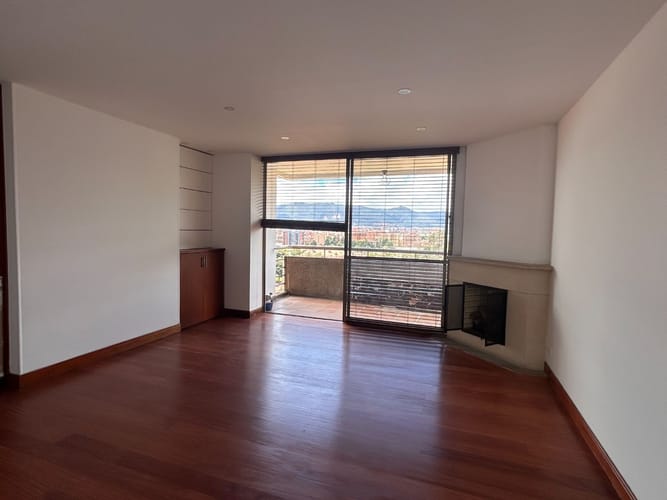 Apartamento de 3 alcobas en arriendo en Atenas, Bogotá, 137 m² · foto 2 de 15
