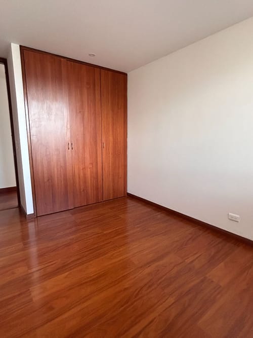 Apartamento de 3 alcobas en arriendo en Atenas, Bogotá, 137 m² · foto 6 de 15