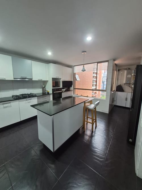 Apartamento de 4 alcobas en arriendo en Colina Campestre, Bogotá, 190 m² · foto 7 de 24